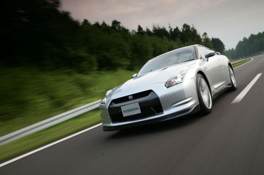  Nissan GT-R 2008 года  (US) (фото 25 из 52)